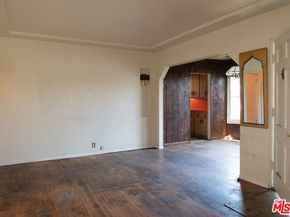 530 W 89th Street, Los Angeles CA 90044
