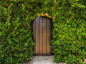 11717 Landale Street, Studio City CA 91607