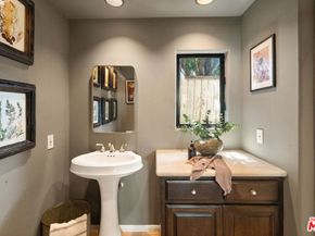 11717 Landale Street, Studio City CA 91607
