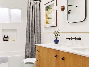 8460 Kirkwood Drive, Los Angeles CA 90046