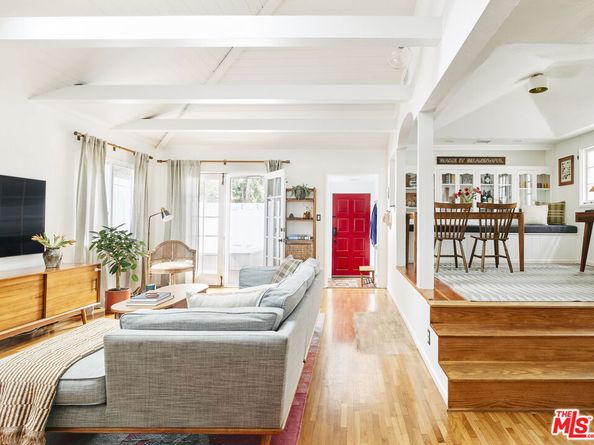 8460 Kirkwood Drive, Los Angeles CA 90046