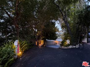 1290 Rancheros Road, Pasadena CA 91103