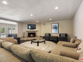16155 Otsego Street, Encino CA 91436