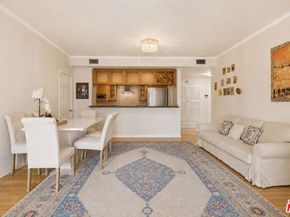 104 S Hayworth Avenue 103, Los Angeles CA 90048
