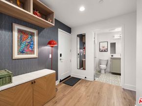 2911 W Exposition Place 1, Los Angeles CA 90018