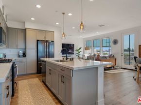 2911 W Exposition Place 1, Los Angeles CA 90018