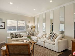 1717 S Barrington Avenue 103, Los Angeles CA 90025