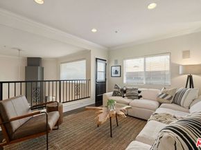 1717 S Barrington Avenue 103, Los Angeles CA 90025