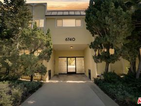 6740 Springpark Avenue 101, Los Angeles CA 90056