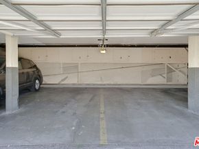 6740 Springpark Avenue 101, Los Angeles CA 90056