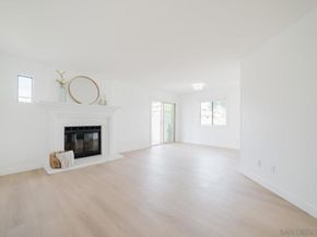 6859 Pear Tree, Carlsbad CA 92011