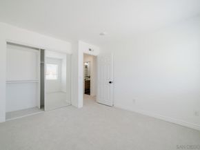 6859 Pear Tree, Carlsbad CA 92011