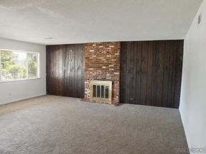 10609 Jimenez, Sylmar CA 91342