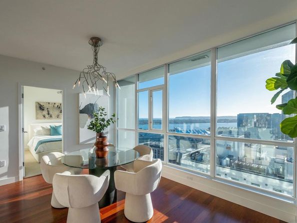 325 7Th 2304, San Diego CA 92101