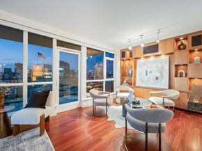 325 7Th 2304, San Diego CA 92101