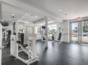 9253 Regents Rd. A305, La Jolla CA 92037