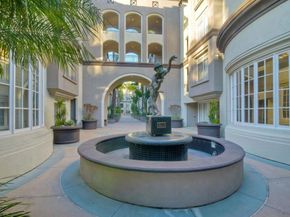 9253 Regents Rd. A305, La Jolla CA 92037