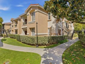 10766 Sabre Hill Dr 258, San Diego CA 92128