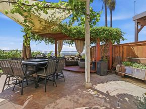 11858 Mendiola Point, San Diego CA 92129