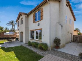 233 Petunia Ct, San Marcos CA 92069