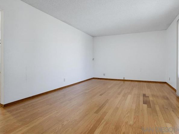 8495 Flanders, San Diego CA 92126