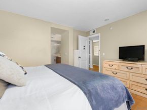 3549 Shoreline Bluff Lane, San Diego CA 92110