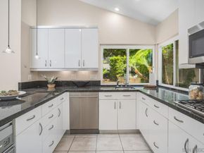 8355 Caminito Linterna, La Jolla CA 92037