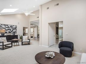 8355 Caminito Linterna, La Jolla CA 92037