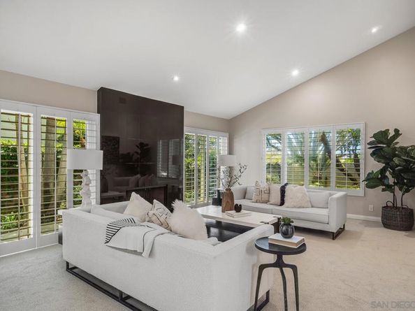 8355 Caminito Linterna, La Jolla CA 92037