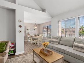 12083 Calle de Montana 219, El Cajon CA 92019