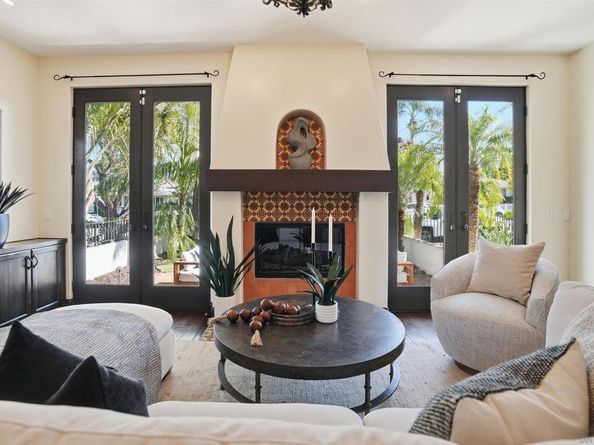 258 H Ave, Coronado CA 92118