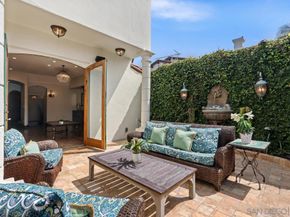 7964 Prospect Place, La Jolla CA 92037