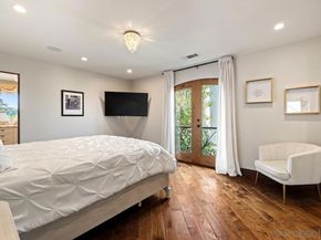 7964 Prospect Place, La Jolla CA 92037