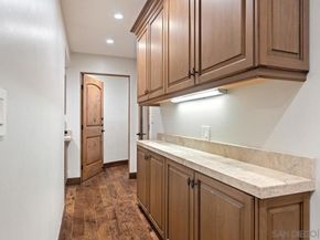 7964 Prospect Place, La Jolla CA 92037