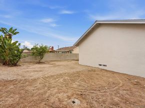 2726 Landscape Dr, San Diego CA 92139