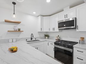 2726 Landscape Dr, San Diego CA 92139