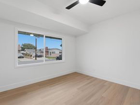 2726 Landscape Dr, San Diego CA 92139