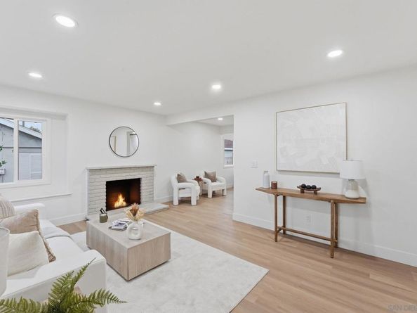 2726 Landscape Dr, San Diego CA 92139