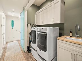 8477 El Paseo Grande 4, La Jolla CA 92037