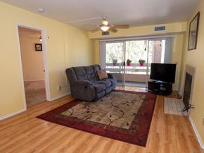 7263 Camino Degrazia 33, San Diego CA 92111