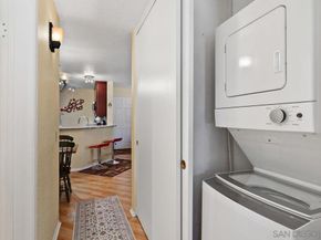 7263 Camino Degrazia 33, San Diego CA 92111