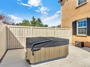 1128 Witherby Ln, Escondido CA 92026