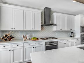 1128 Witherby Ln, Escondido CA 92026