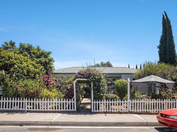 74 E St E, Chula Vista CA 91910