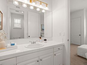 8031 Sitio Caucho, Carlsbad CA 92009