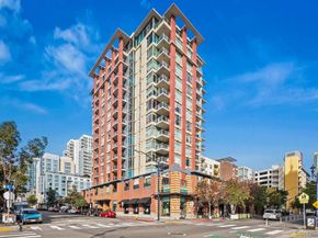 427 9th Ave 809, San Diego CA 92101