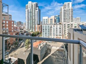 427 9th Ave 809, San Diego CA 92101