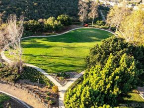 7135 Sitio Caliente, Carlsbad CA 92009