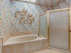 2930 Cowley Way 304, San Diego CA 92117