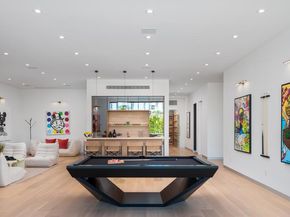 6283 La Jolla Scenic Drive S, San Diego CA 92037